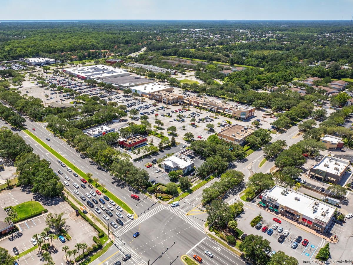 Shoppes at Lake Mary
